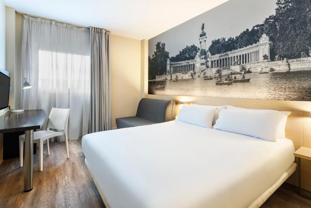 Double Room interior